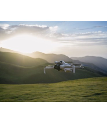 Mini 4 Pro DJI avec radiocommande DJI RC-N2 (!!!précommande!!!)