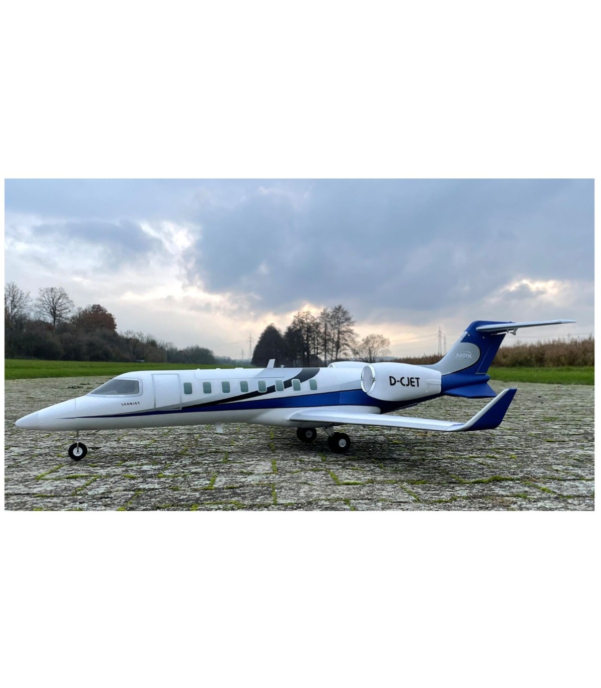 LearJet Multiplex