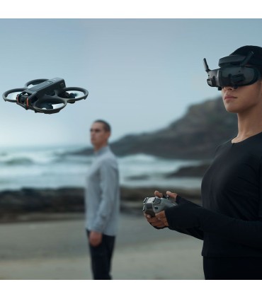 DJI Avata 2 Fly More Combo avec radiocommande 3 DJI FPV