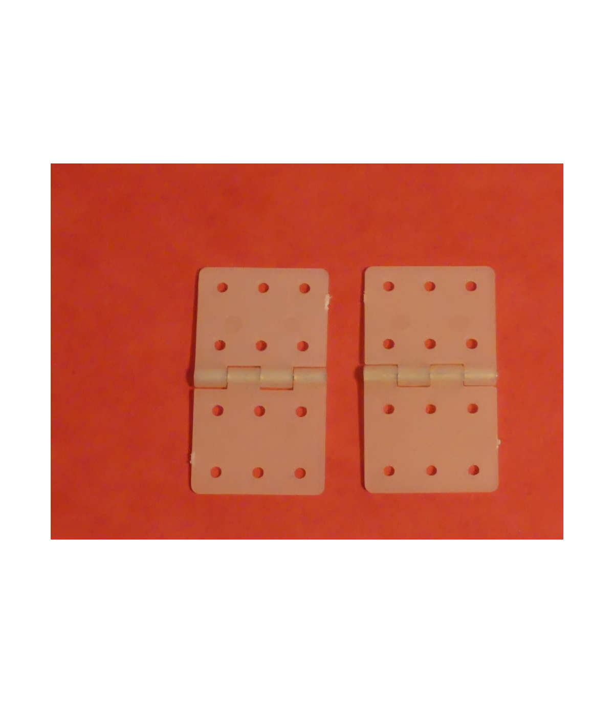 Charnières nylon 16 x 29mm (par 10)