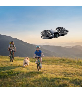 Le drone selfie 4K compact et sûr qui vous suit partout
