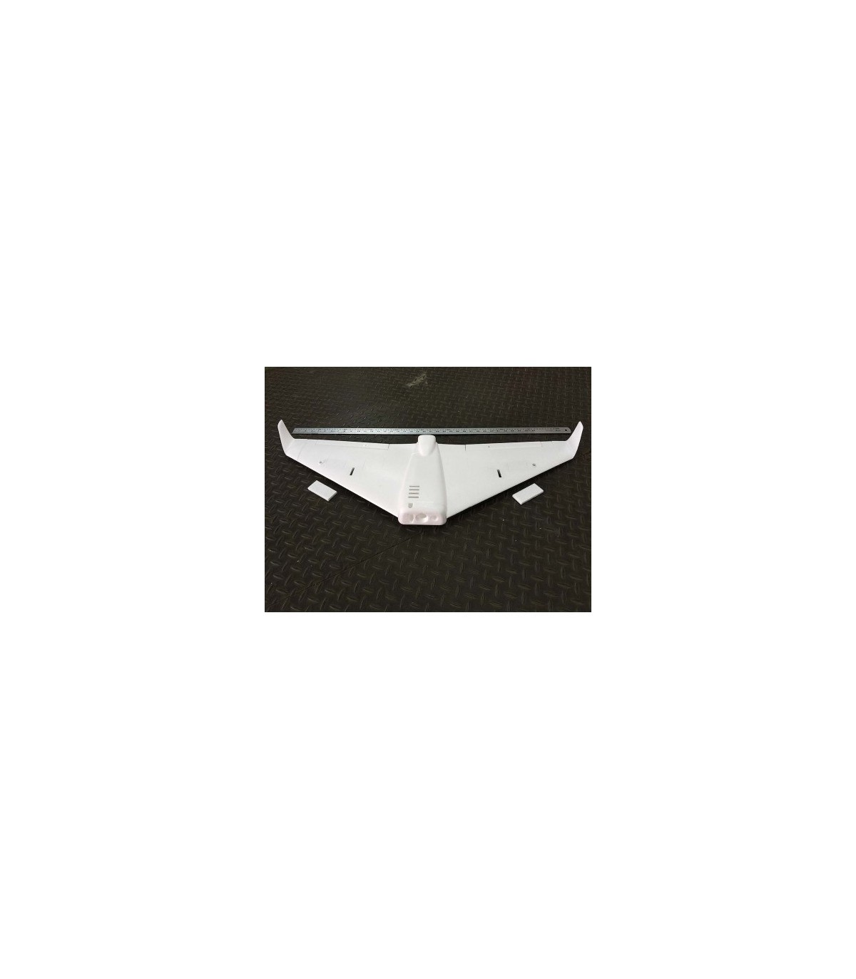 Flying wing Explorer Xbee