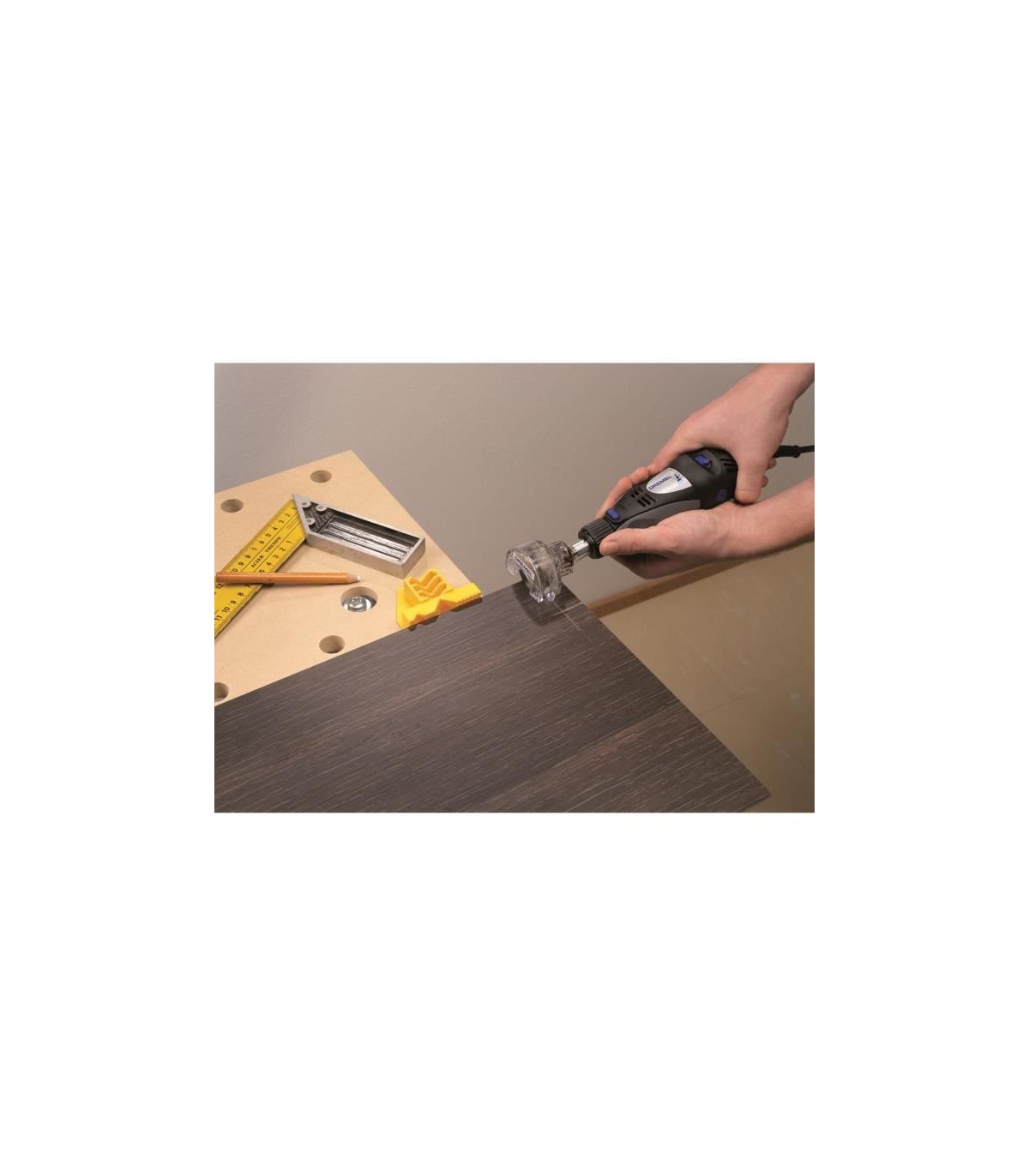 Adaptação Mini-circular Dremel 670