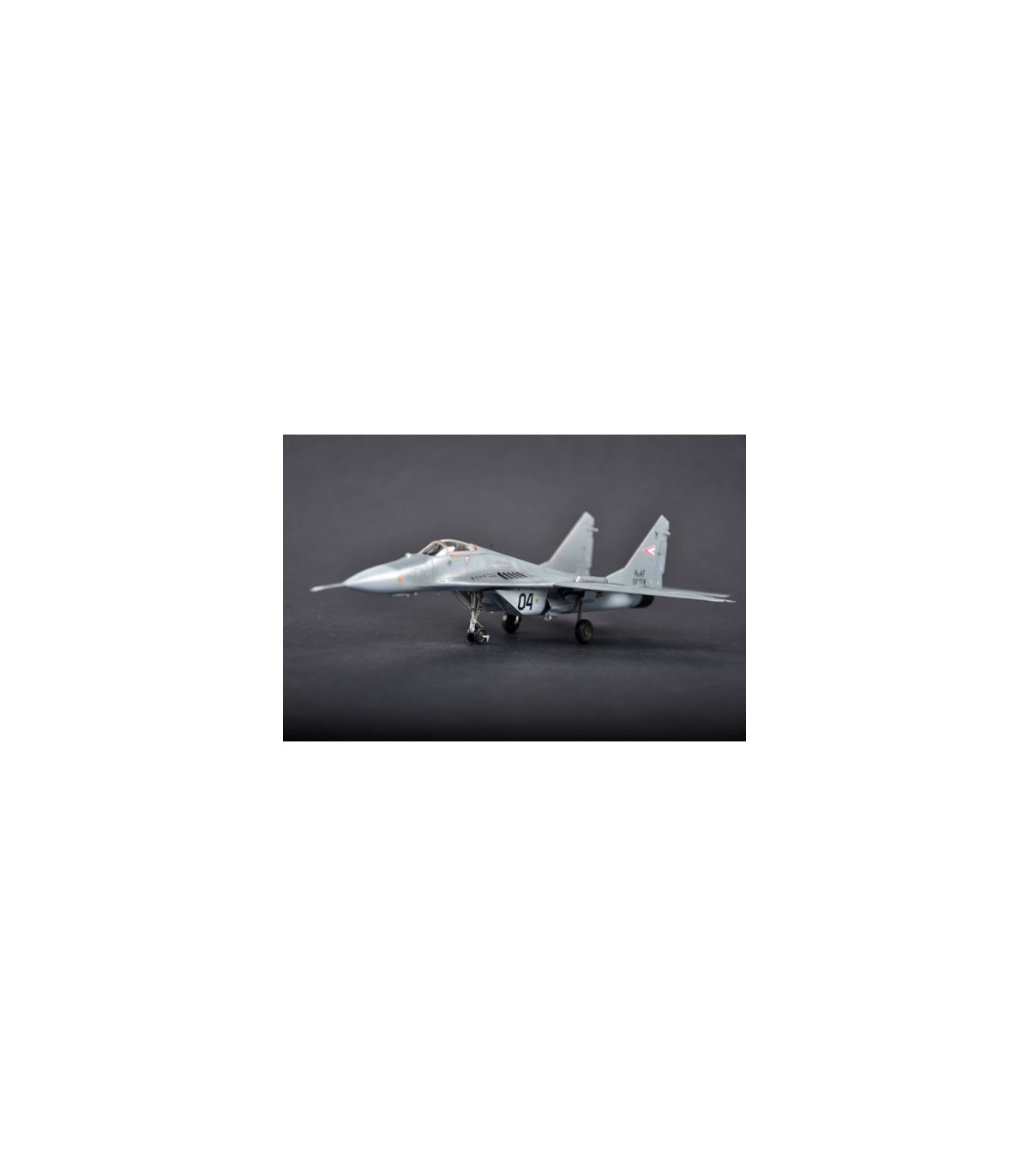 Maquette d'avion en plastique MIG-29A FULCRUM 1/72